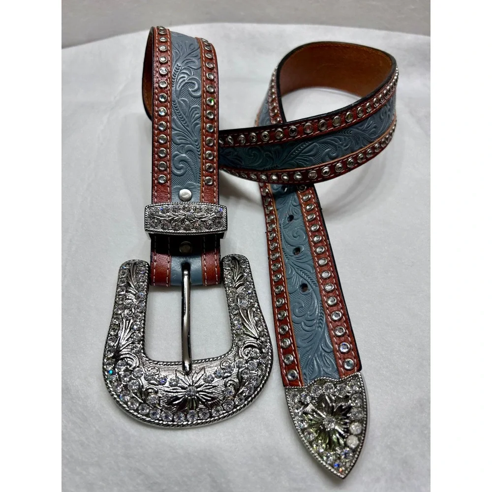 3-D Belt Womens Blue Tooled Leather Rhinestone Western Cowgirl Belt Size 32 647